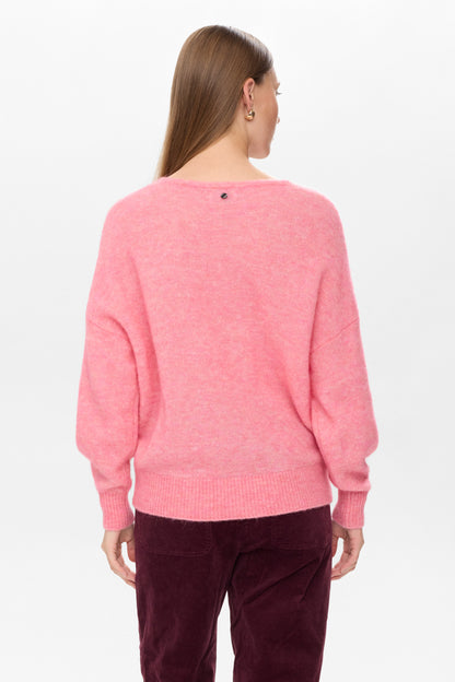 NURIETTE V-NECK PULLOVER