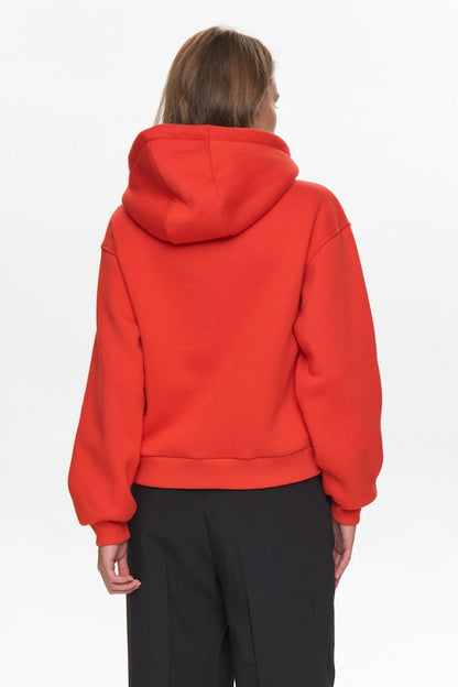 NUTYRA HOODIE
